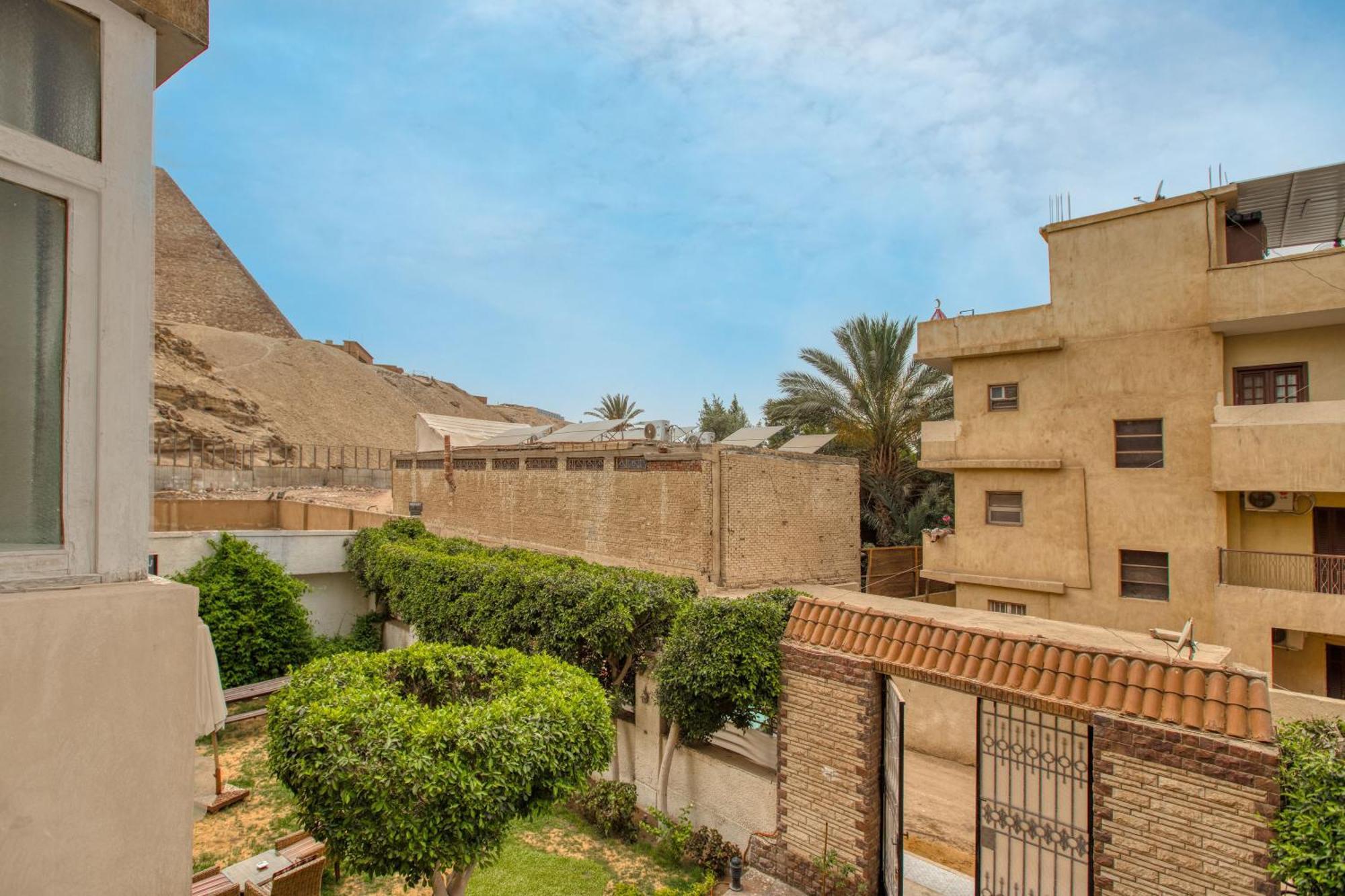Khufu Pyramids * Kafret el-Gabal