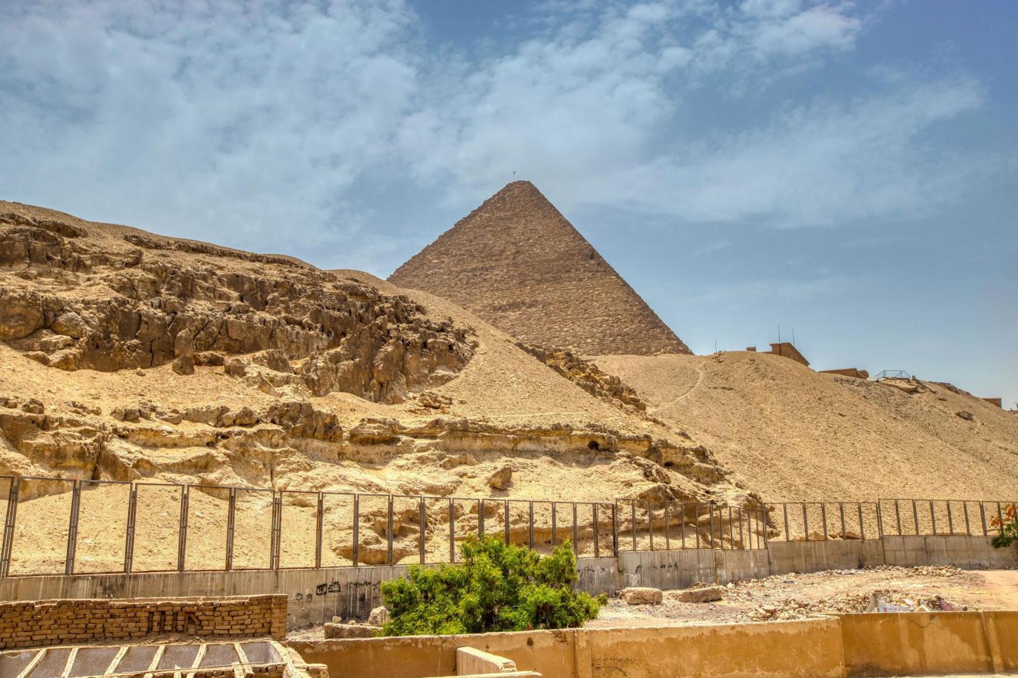 Отель Khufu Pyramids Kafrat al Jabal